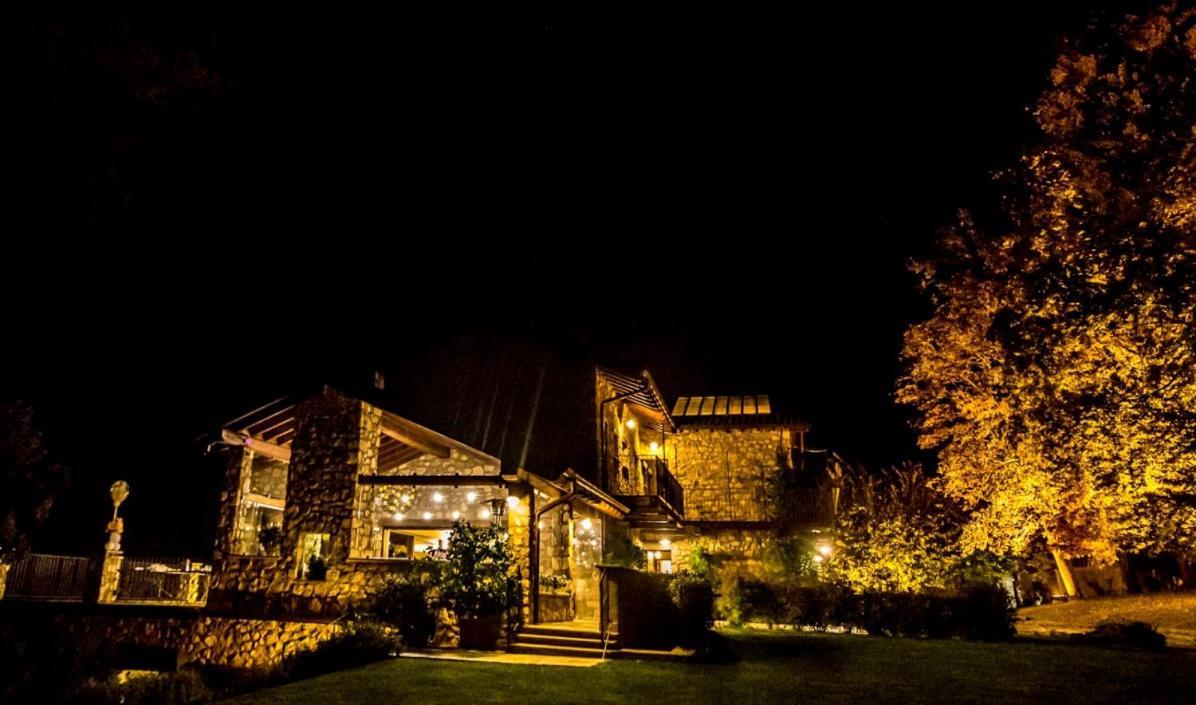 Agriturismo San Genesio Rovagnate Eksteriør bilde