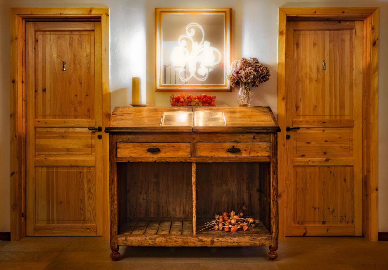 Agriturismo San Genesio Rovagnate Eksteriør bilde